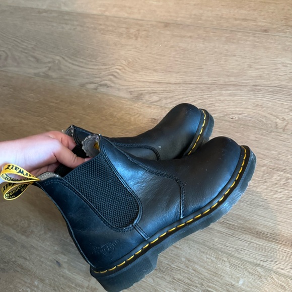 Women’s Doc Martens - Picture 2 of 4